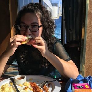 Meet your Posher, Fabiola